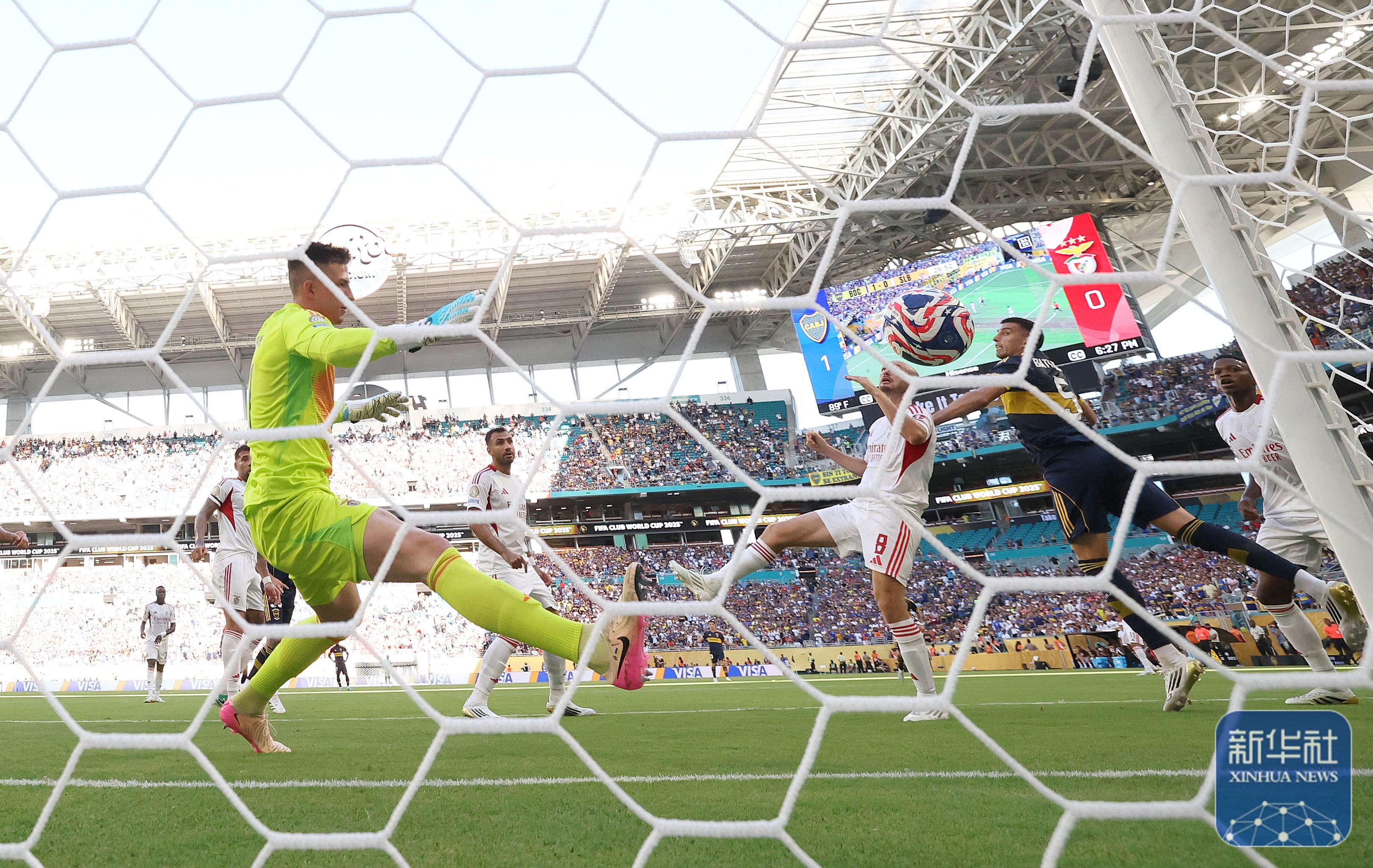 -包含本菲卡战平拜仁，凯恩梅开二度亚洲杯的词条