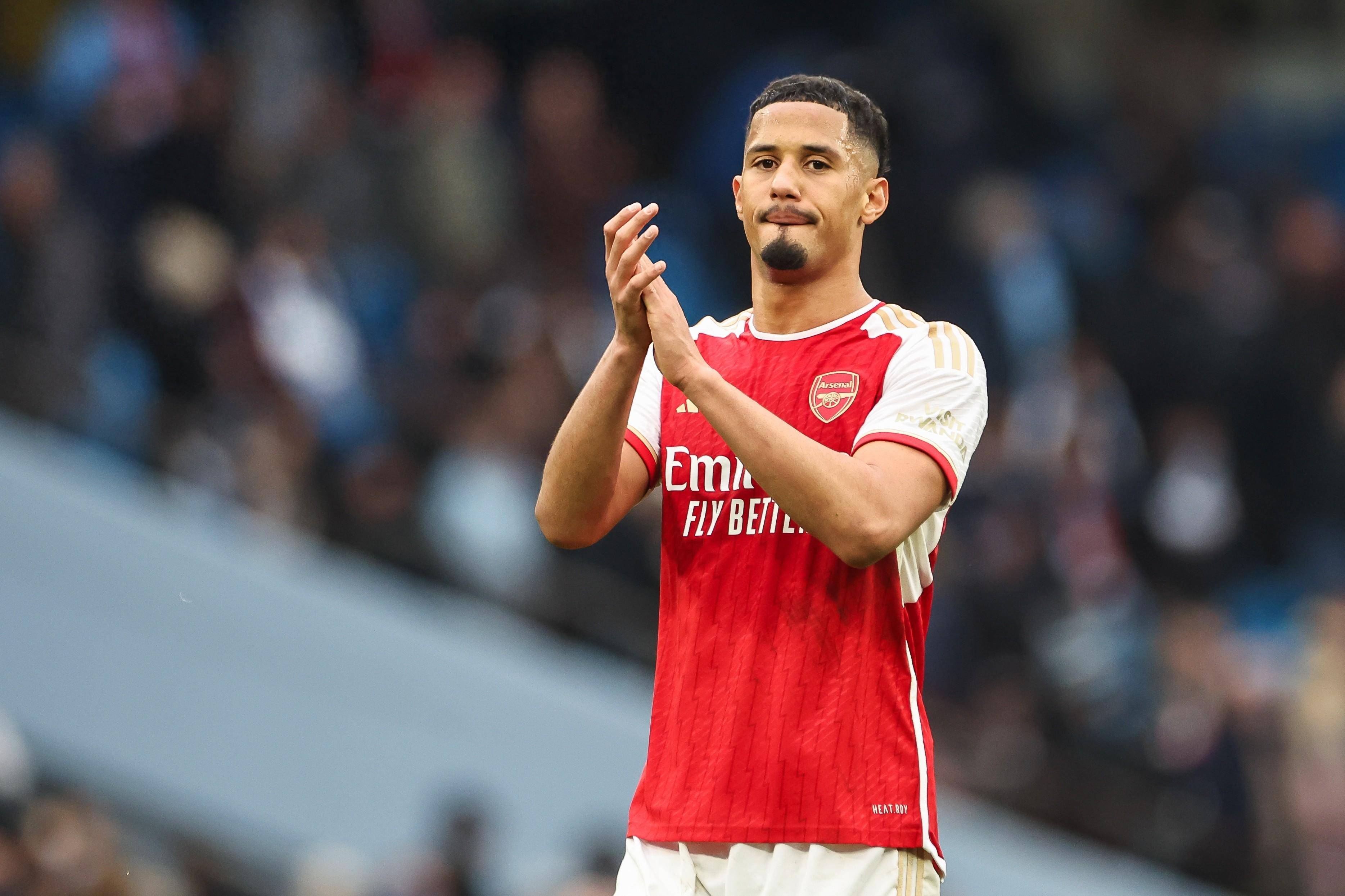 巴黎圣日耳曼力克阿森纳，C罗乌龙送礼欧冠的简单介绍