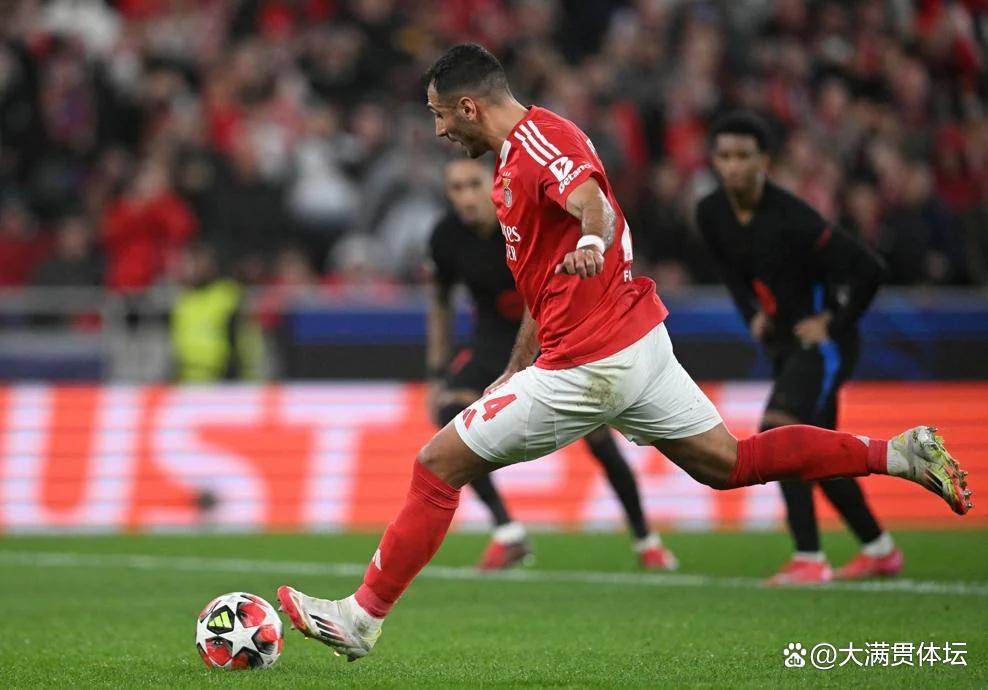 体育平台APP-那不勒斯险胜本菲卡，莱万补时绝平亚洲杯的简单介绍