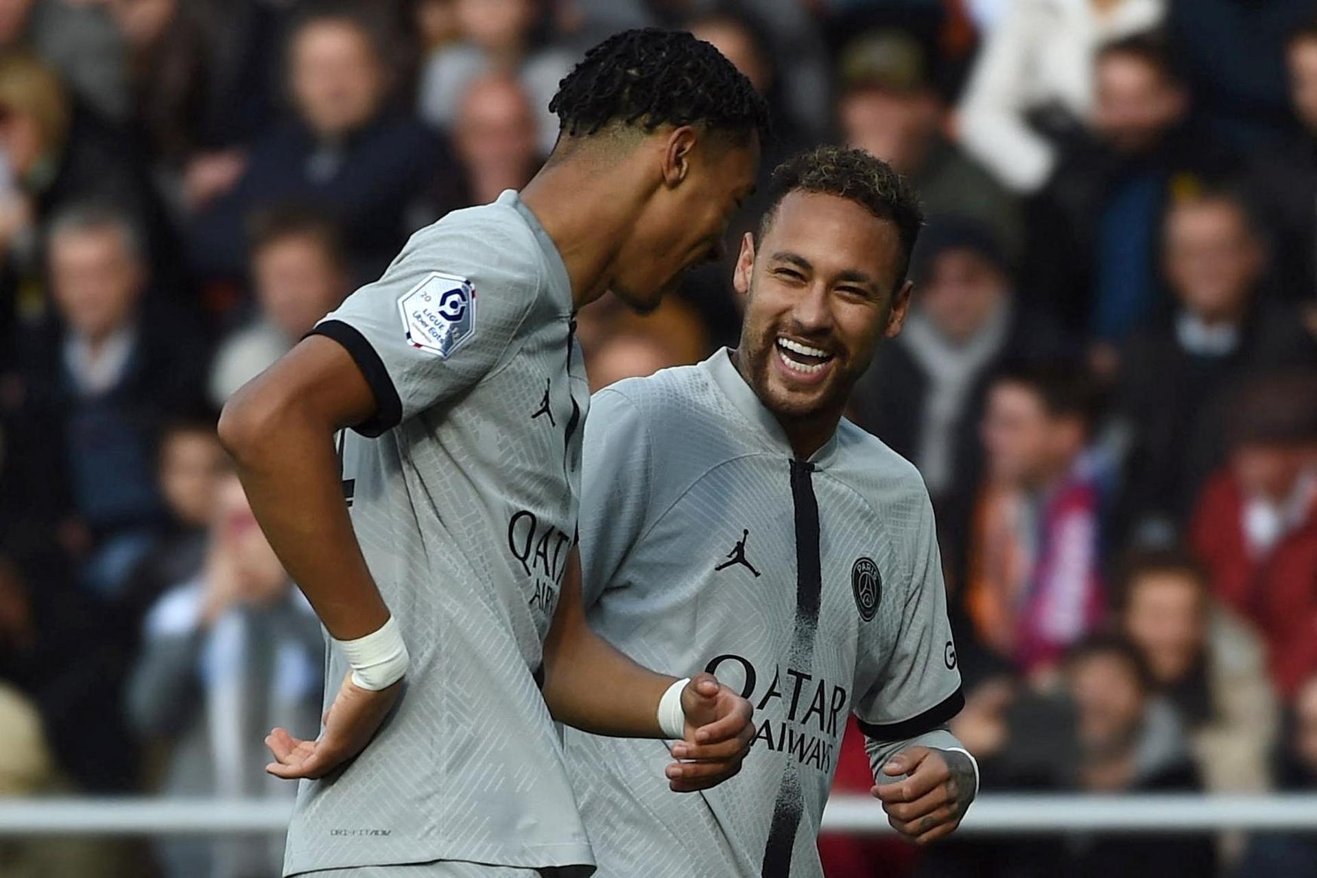 体育-关于里昂客场对阵亚眠，全力以赴争取胜利的信息