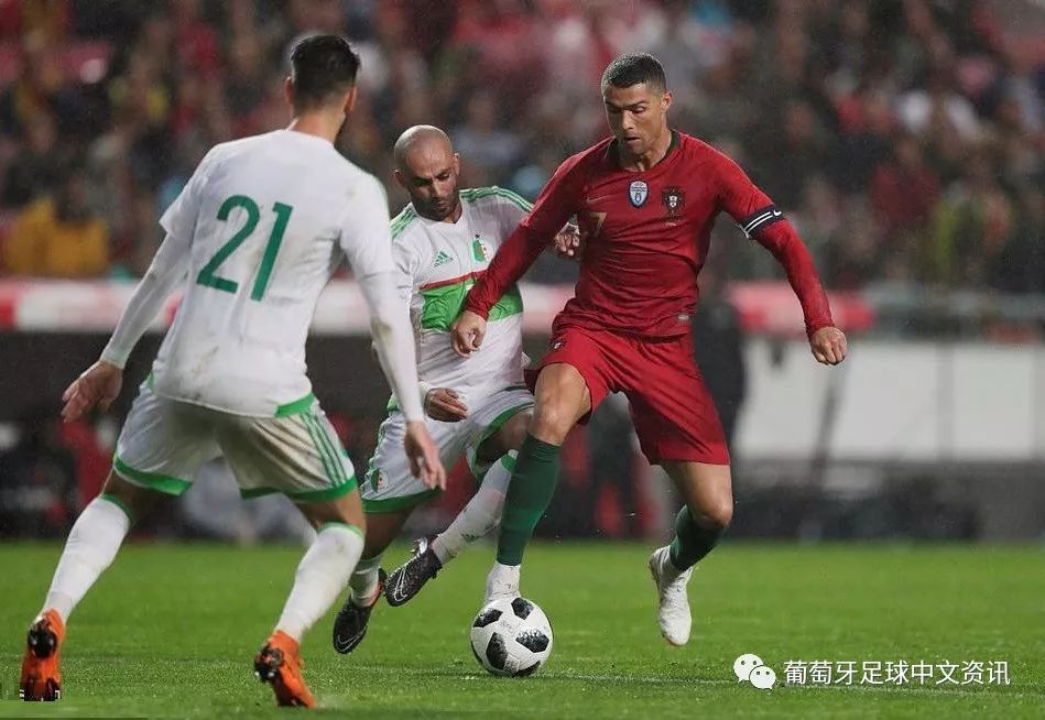 关于阿尔及利亚主帅布置备战国际友谊赛的信息